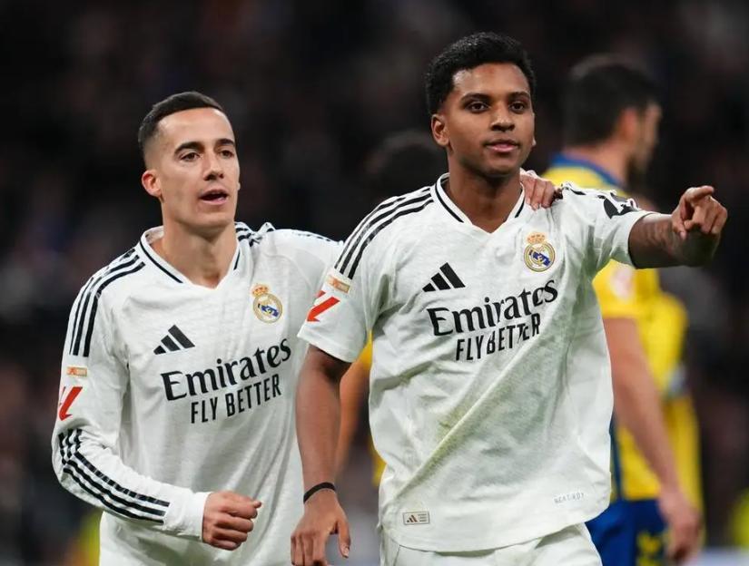 英超关键时刻再迎强敌，皇家马德里造点机会，主帅态度——球迷炸锅，团队化学反应显著的简单介绍